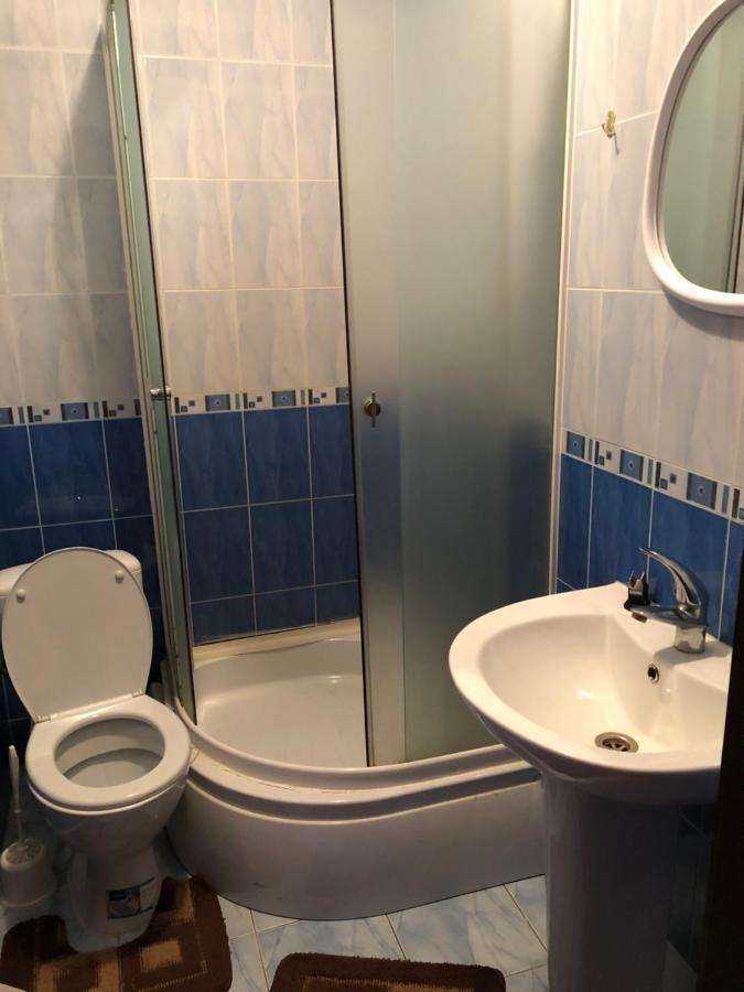 Holiday Bed & Breakfast Perekrestye Ngoại thất bức ảnh